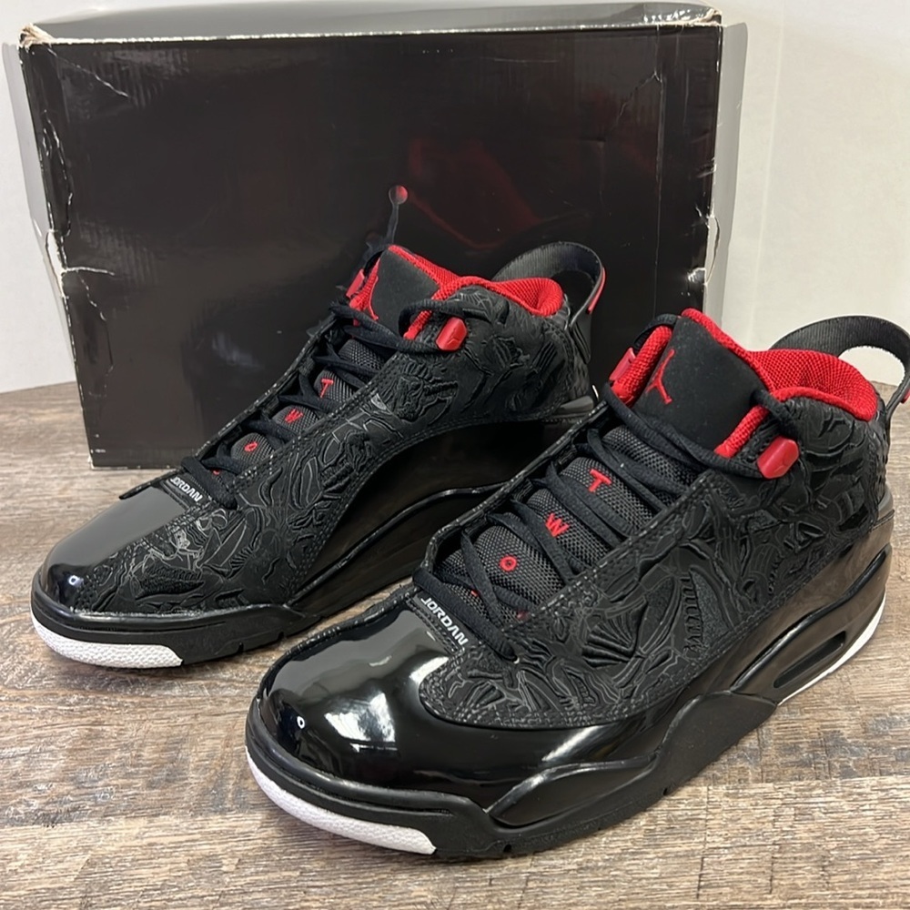 Jordan Dub Zero Black Varsity Red 311046-061 Size 9.5